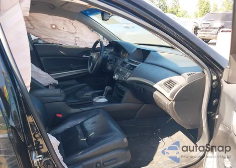 2010 Honda Accord 3.5 Ex-L из США, поврежденный, VIN 1HGCP3F81AA000738